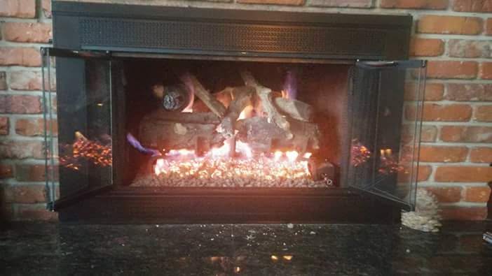 Gas fireplace